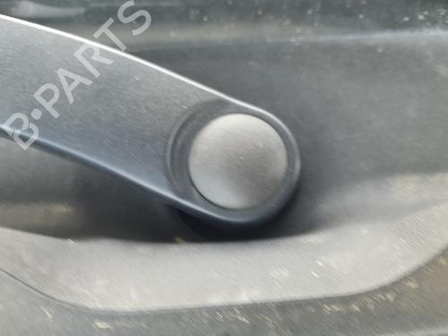 Used Front wiper motor HYUNDAI KONA (OS, OSE, OSI) EV (204 hp) 27241228
