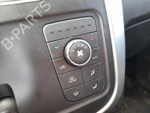 Used Climate control MAHINDRA KUV100 (K1) 1.2 VVT (87 hp) 30153987