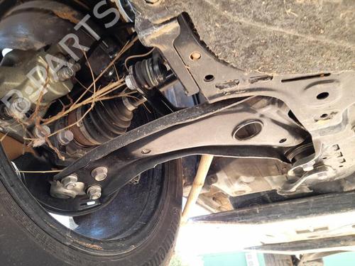 Used Right front suspension arm TOYOTA YARIS CROSS (MXP_) 1.5 Hybrid (MXPJ10) (92 hp) 30000587