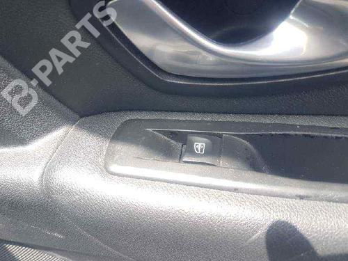 Used Right rear window switch Right rear window switch RENAULT LAGUNA III (BT0/1) 2.0 16V (BT05, BT0F, BT0W) (140 hp) 7770855 7770855