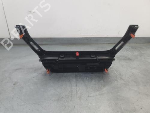 Climate control TOYOTA COROLLA Saloon (_E21_) 1.8 VVTi Hybrid (ZWE211, MZEA12) | BP37273865I5 - Image 2