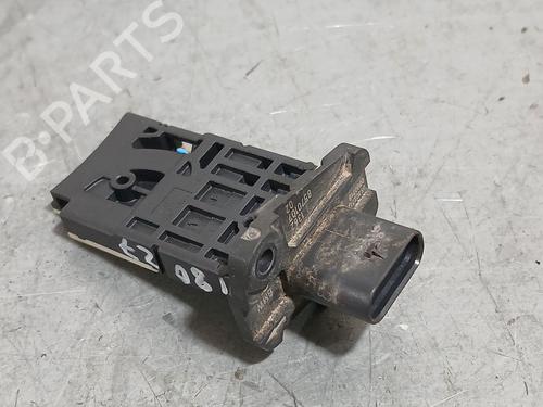 Used Mass air flow sensor Mass air flow sensor BMW X1 (F48) sDrive 18 d (150 hp) 38255718 38255718