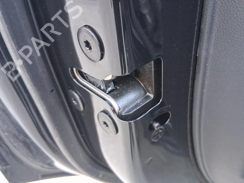 rear-left-lock-mg-mg-zs-suv-azs1-2017-38347974 main image