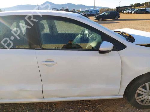 Used Right front door VW POLO V (6R1, 6C1) 1.4 TDI (75 hp) 24842161