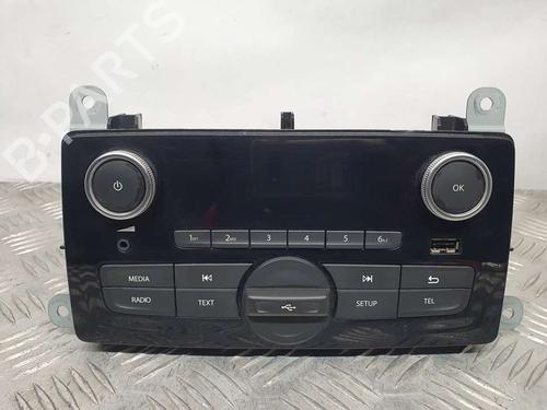 Used Radio RENAULT CLIO IV (BH_) [2012-2021]  13391519