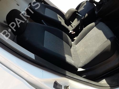 Used Right front seat Right front seat FIAT DOBLO Cargo (263_) 1.3 D Multijet (263WXU1A, 263ZXU1A, 263WYB1A, 263ZYB1A) (95 hp) 33431352 33431352