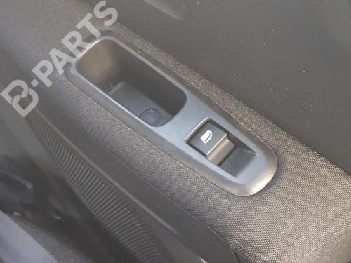 Used Left rear window switch Left rear window switch CITROËN C3 II (SC_) 1.2 THP 110 (110 hp) 10681851 10681851
