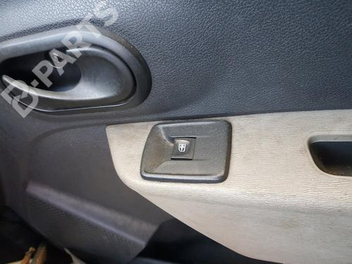 Used Right front window switch Right front window switch DACIA DOKKER Express Box Body/MPV 1.5 dCi 75 / Blue dCi 75 (FEJW, FEAH) (75 hp) 8926573 8926573