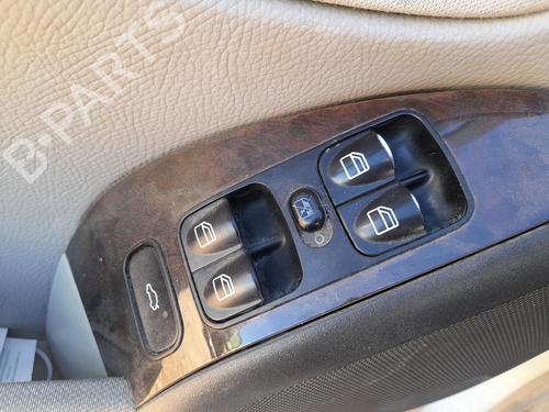 Used Left front window switch MERCEDES-BENZ C-CLASS T-Model (S203) C 220 CDI (203.206, 203.208) (143 hp) 31340424