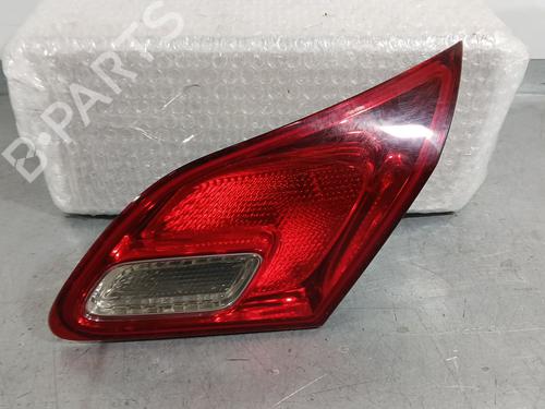 right-tailgate-light-opel-astra-j-p10-2009-2010-2011-2012-2013-2014-2015-2016-40149905 main image