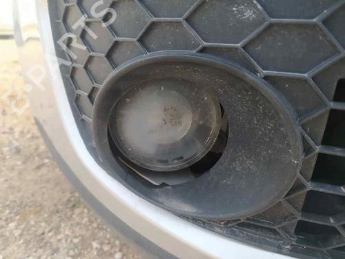 Used Right front fog light VW GOLF V (1K1) [2003-2010]  25735555