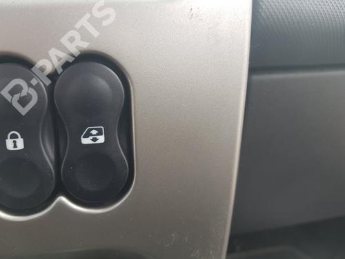 Used Right front window switch Right front window switch DACIA SANDERO 1.5 dCi (68 hp) 10737331 10737331