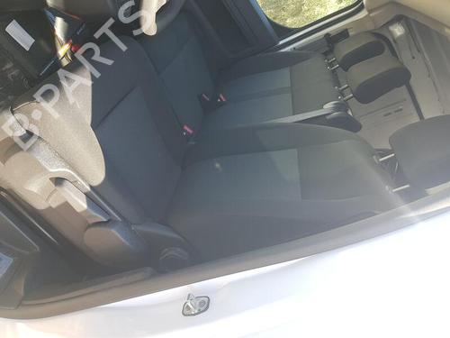 Left front seat PEUGEOT EXPERT Van (V_) 1.5 BlueHDi 120 BP29351029C15