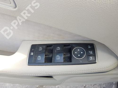 Used Left front window switch Left front window switch MERCEDES-BENZ E-CLASS T-Model (S212) E 220 CDI / BlueTEC (212.202, 212.201) (170 hp) 9188748 9188748