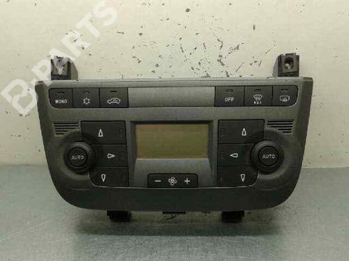Used Climate control FIAT GRANDE PUNTO (199_) 1.4 (199AXB11, 199AXB1A, 199BXB1A, 199AXL1A) (77 hp) 875165