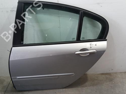 Porta trás esquerda Porta trás esquerda RENAULT LAGUNA III (BT0/1) 1.5 dCi (BT00, BT0A, BT0T, BT1J) (110 hp) 36140210 36140210