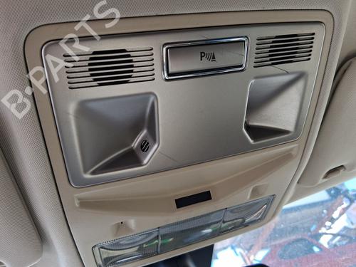 Plafoniera interna Plafoniera interna JAGUAR XF I (X250) 2.7 D (207 hp) 33983606 33983606