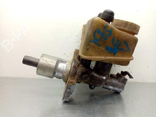Used Brake master cylinder Brake master cylinder MERCEDES-BENZ 190 (W201) 2.0 (201.023) (105 hp) 2949289 2949289