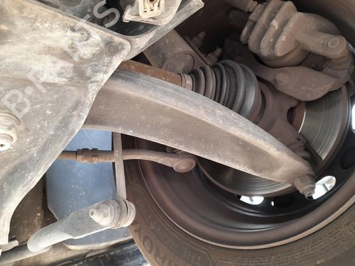 Venstre fortil bærearm PEUGEOT 308 I (4A_, 4C_) 1.6 HDi (109 hp) 28294022