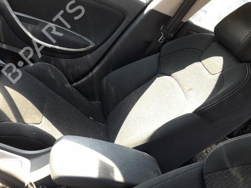 Used Right front seat Right front seat CITROËN C5 III (RD_) 2.0 HDi 140 (RDRHF8, RDRHFA, RDRHA8, RDRHAJ) (140 hp) 33436753 33436753