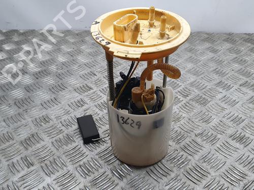 Used Fuel pump VW SCIROCCO III (137, 138) 2.0 TDI (140 hp) 11840302