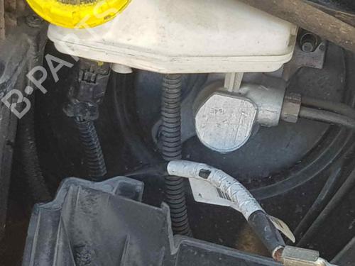 Used Brake master cylinder PEUGEOT 2008 I (CU_) [2013-2025]  20645359