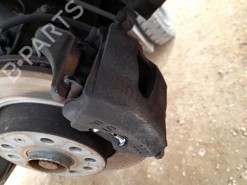 Højre bremsekaliber foran VW GOLF VI (5K1) 1.6 TDI (105 hp) 29862246