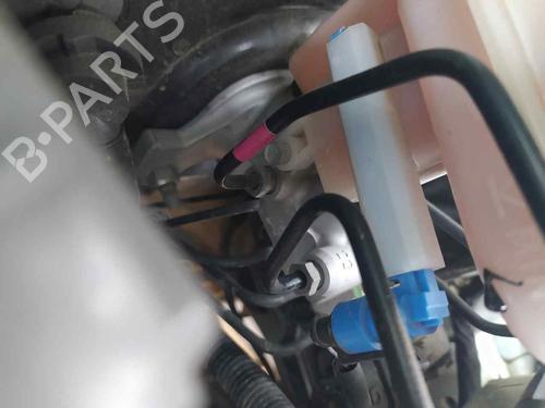 Used Brake master cylinder FIAT 500 C (312_) 1.0 Mild Hybrid (312.AYD1B) (69 hp) 23956979