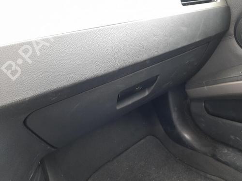 Used Glove box BMW 3 (E90) 318 i (129 hp) 29743175