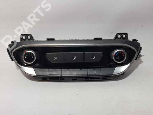 Used Climate control HYUNDAI i30 (PDE, PD, PDEN) 1.6 CRDi (95 hp) 8061536