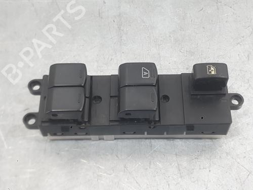 Used Left front window switch Left front window switch 30514785 30514785