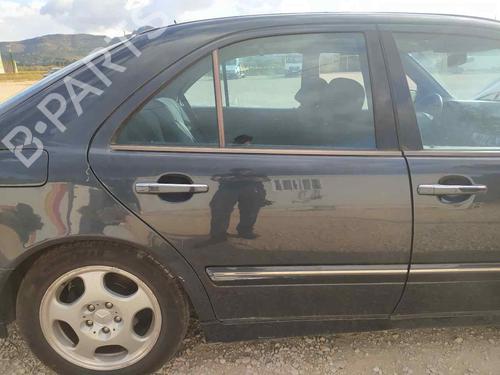 Right rear door MERCEDES-BENZ E-CLASS (W210) E 220 CDI (210.006) A2107302405 | EMBELLECEDOR | TOCADO