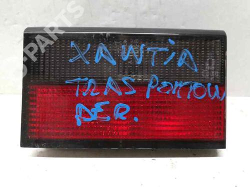 Used Right taillight CITROËN XANTIA (X1_, X2_) 1.8 i (101 hp) 2948642