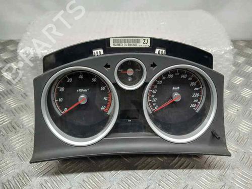 Used Instrument cluster OPEL ASTRA H GTC (A04) [2005-2010]  21397259