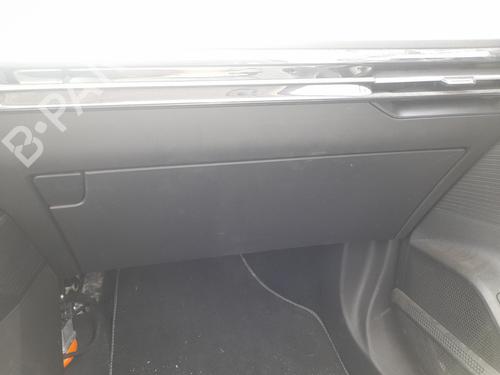 glove-box-mg-mg-4-eh32-2022-33886617 main image