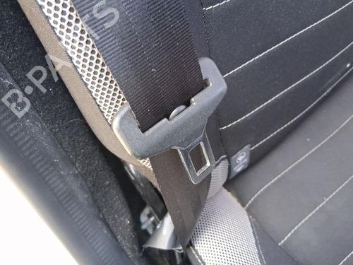rear-right-seatbelt-dacia-sandero-ii-2012-37183358 main image