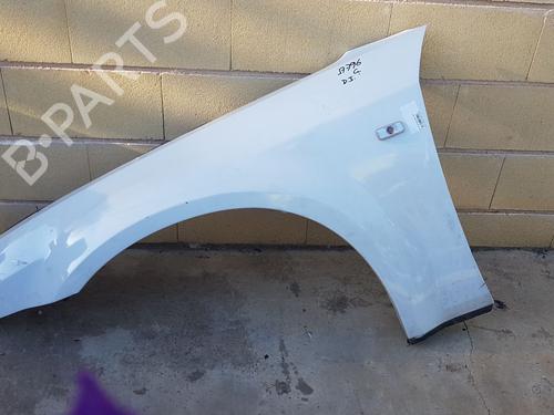 Used Left front fenders Left front fenders 37263821 37263821