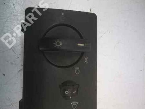 Used Headlight switch FORD FIESTA V (JH_, JD_) 1.4 TDCi (68 hp) 1351746