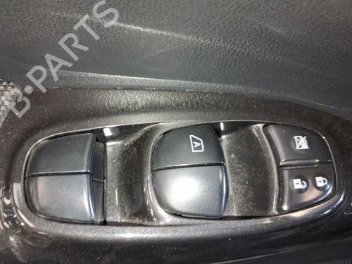 Used Left front window switch Left front window switch NISSAN JUKE (F15) 1.2 DIG-T (115 hp) 40505509 40505509