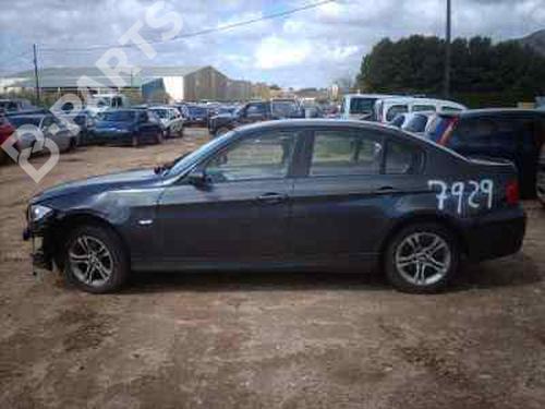 BMW 3 (E90)  318 d  23745