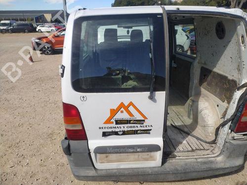 Used Left tailgate MERCEDES-BENZ VITO Bus (W638) 112 CDI 2.2 (638.194) (122 hp) 29592103