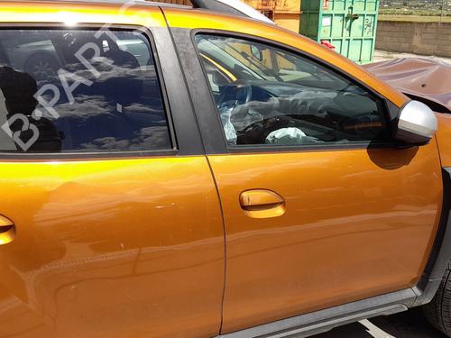 Used Right front door Right front door DACIA DUSTER (HM_) 1.5 dCi 115 4x4 (114 hp) 36304836 36304836