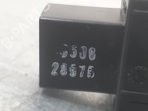 Left front window switch FIAT 500 (312_) 1.4 (312AXC1B, 312CXC1B) | BP37473181I27 - Image 4