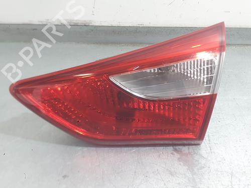 right-tailgate-light-hyundai-i30-gd-2011-36302745 main image