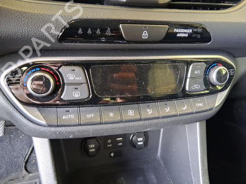 Used Climate control Climate control 38348150 38348150