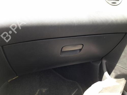 Used Glove box PEUGEOT 308 I (4A_, 4C_) 1.6 HDi (109 hp) 29187189