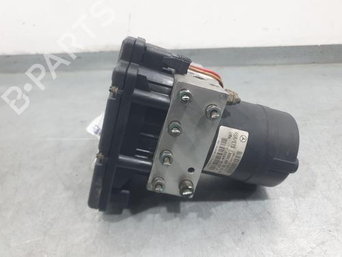 Used ABS pump ABS pump MERCEDES-BENZ CLK (C208) CLK 200 (208.335) (136 hp) 33120320 33120320