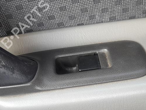 Used Right front window switch NISSAN PRIMERA Hatchback (P11) 1.6 16V (106 hp) 31623726