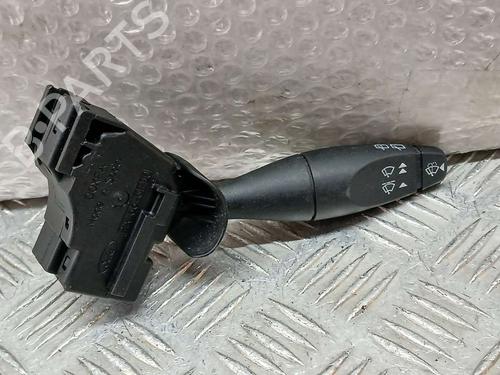 Used Steering column stalk FORD FIESTA V (JH_, JD_) [2001-2014]  19098119