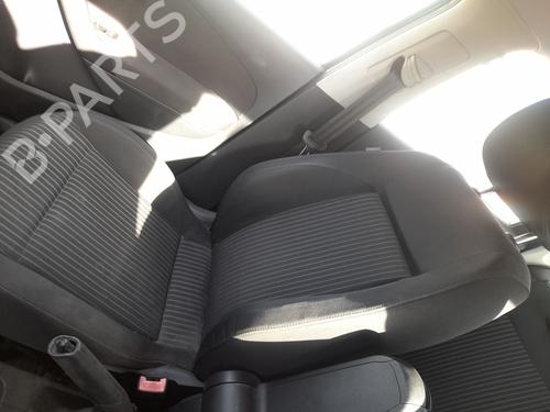 Used Right front seat VW POLO V (6R1, 6C1) 1.6 TDI (90 hp) 30836035